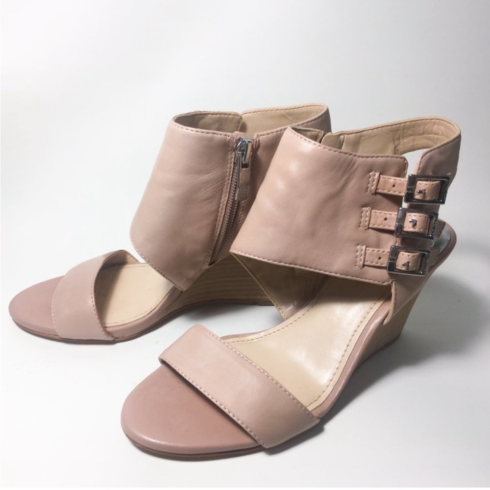 VINCE CAMUTO WEDGES SIZE 6
